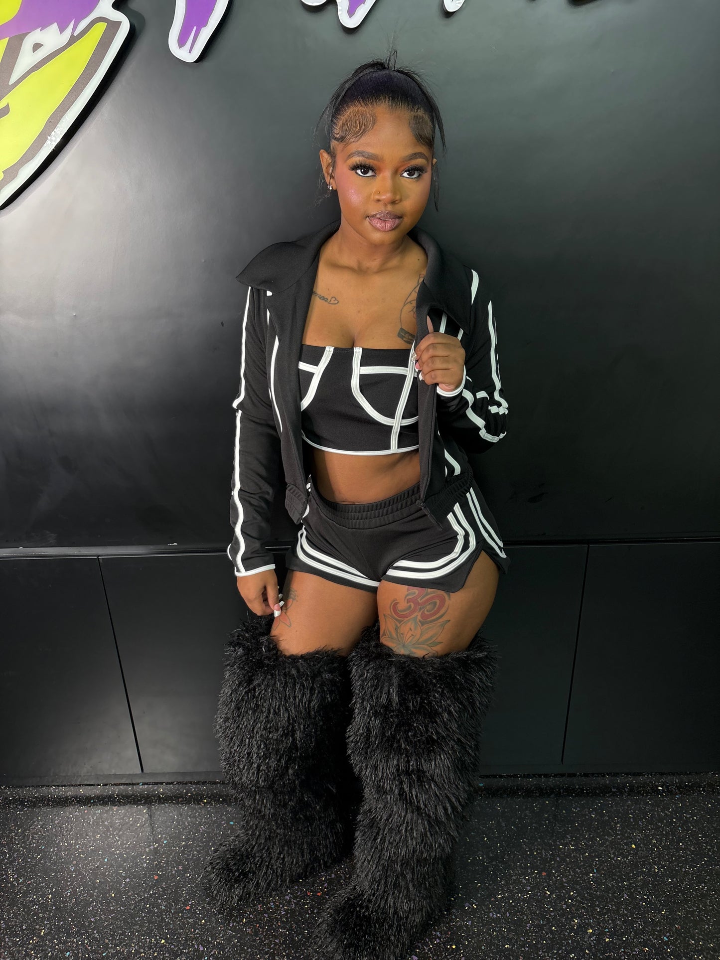 3 PIECE STRIPE SHORT SET (ON HAND)