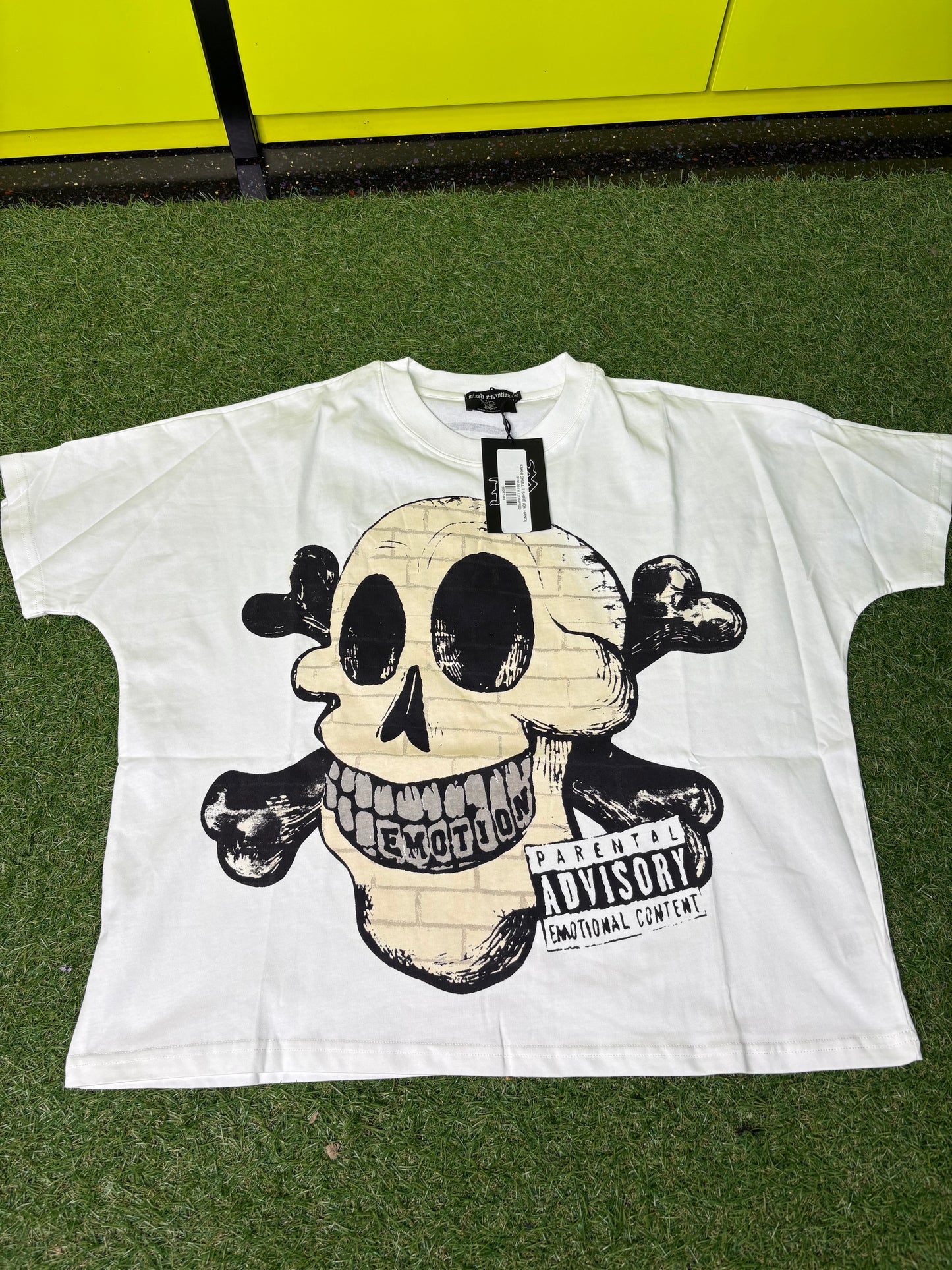 MIXED EMOTION KHAKI SKULL T SHIRT (ON HAND)