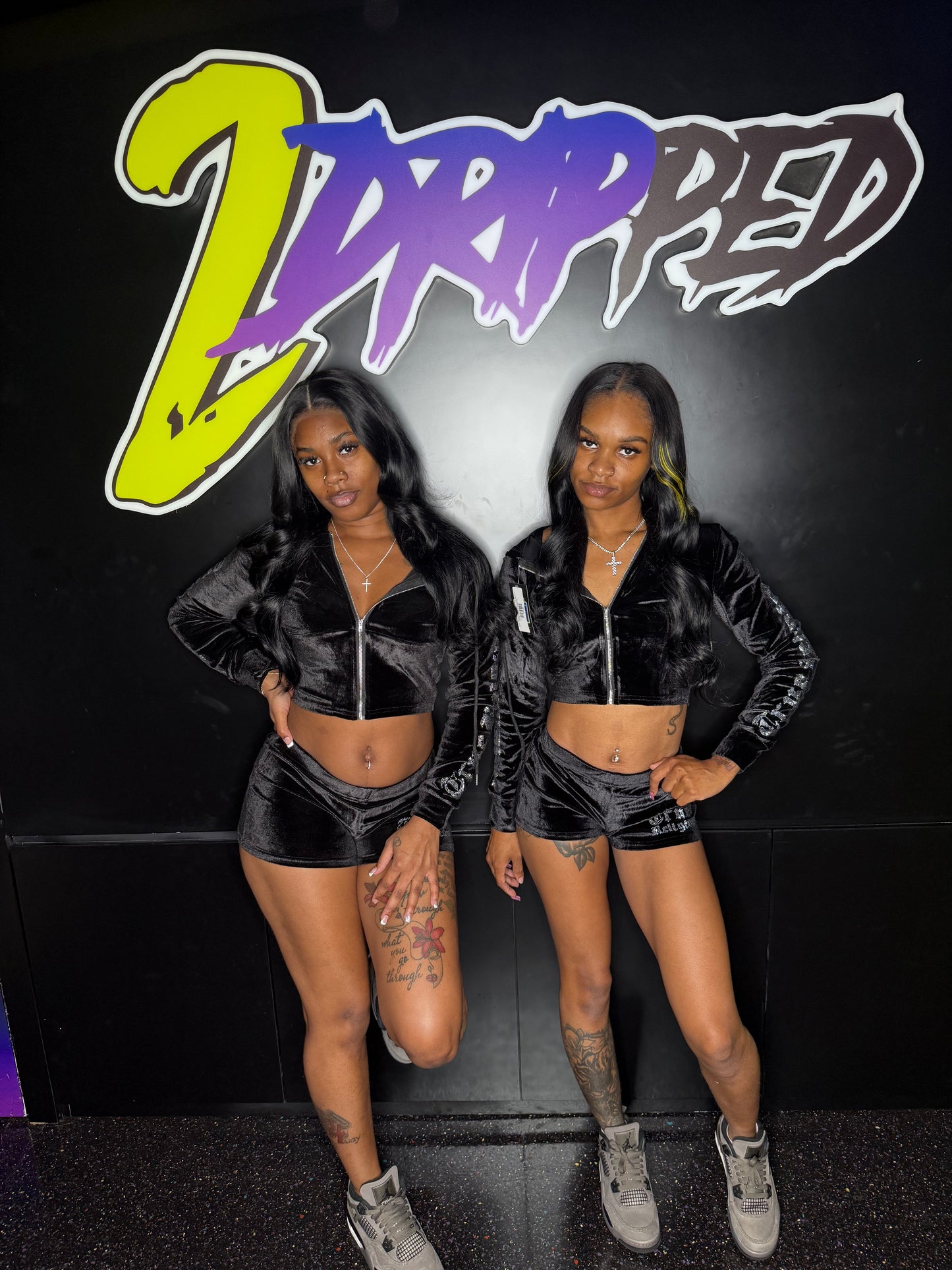 BLACK TRU RELIGION INSPO SET 2 PIECE (ON HAND)