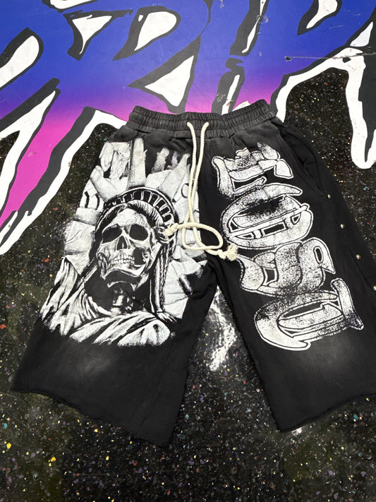 LOST INTRICACY SHORTS BLACK (ON HAND)