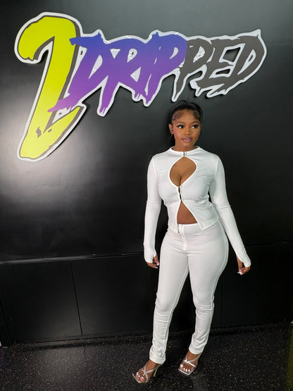 KEEPIN IT CUTE WHITE TWO PIECE (ON HAND)