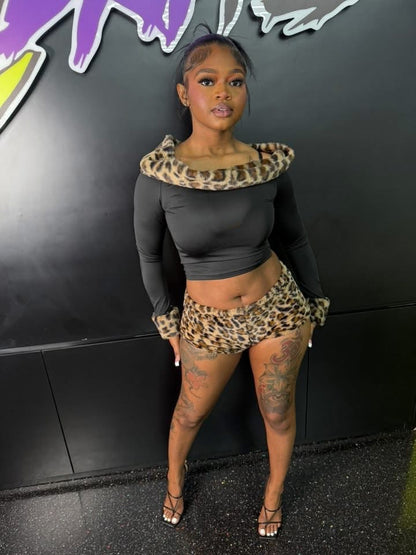 OFF THE SHOULDER CHEETAH SHORT SET (ON HAND)