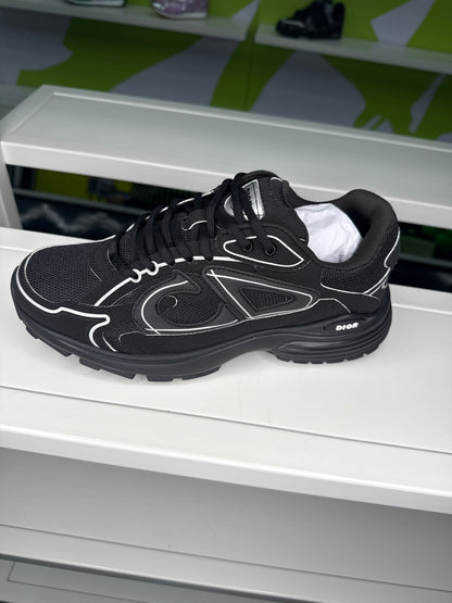 BLACK FOAM RUBBER SNEAKERS (ON HAND)