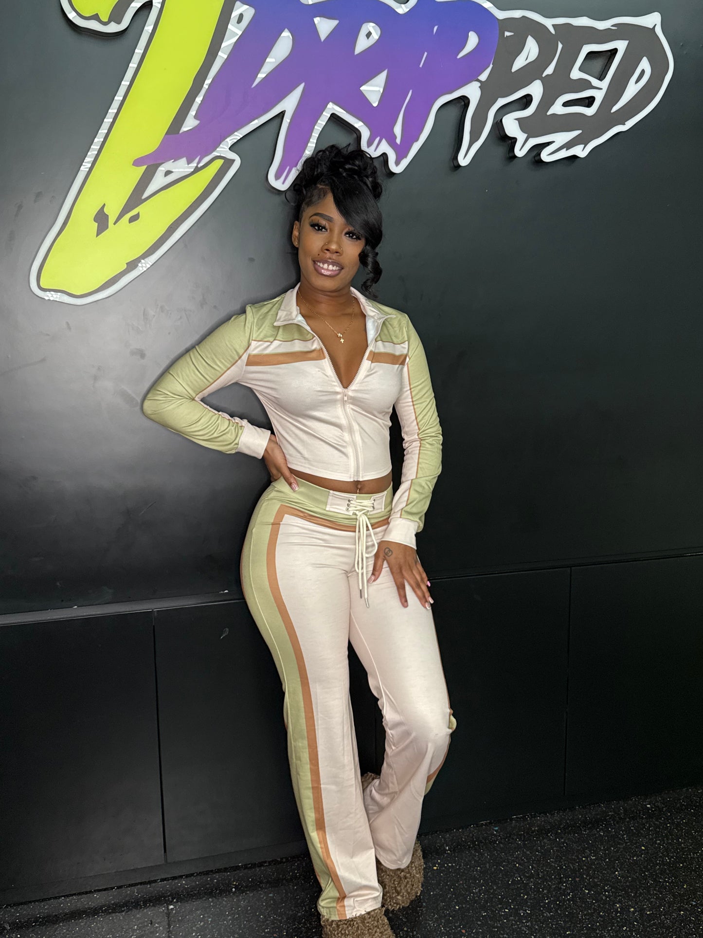 TRI COLOR 2 PC PANT SET (ON HAND)