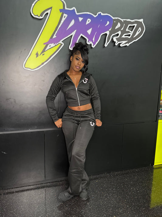 TRU RELIGION BLACK 2 PC SET (ON HAND)