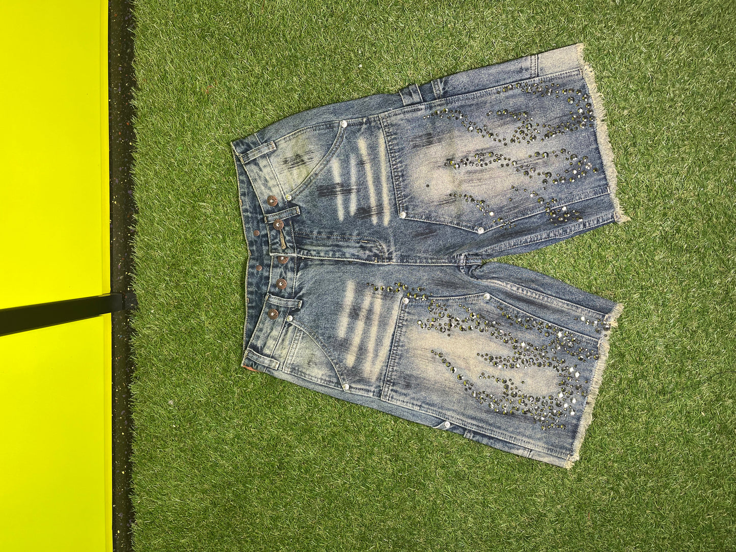 STAR RHINESTONE DEMIN SHORTS (ON HAND)