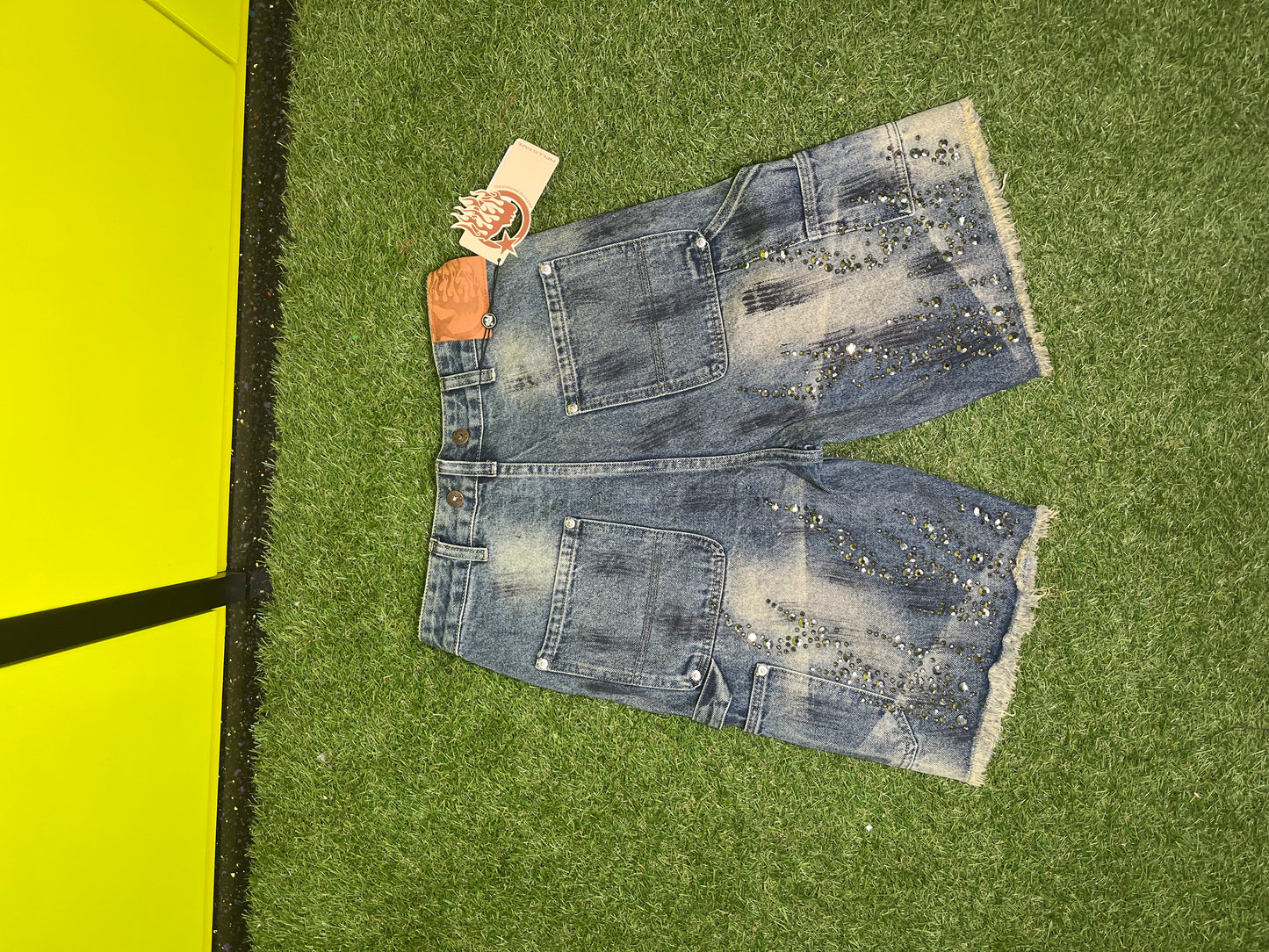 STAR RHINESTONE DEMIN SHORTS (ON HAND)