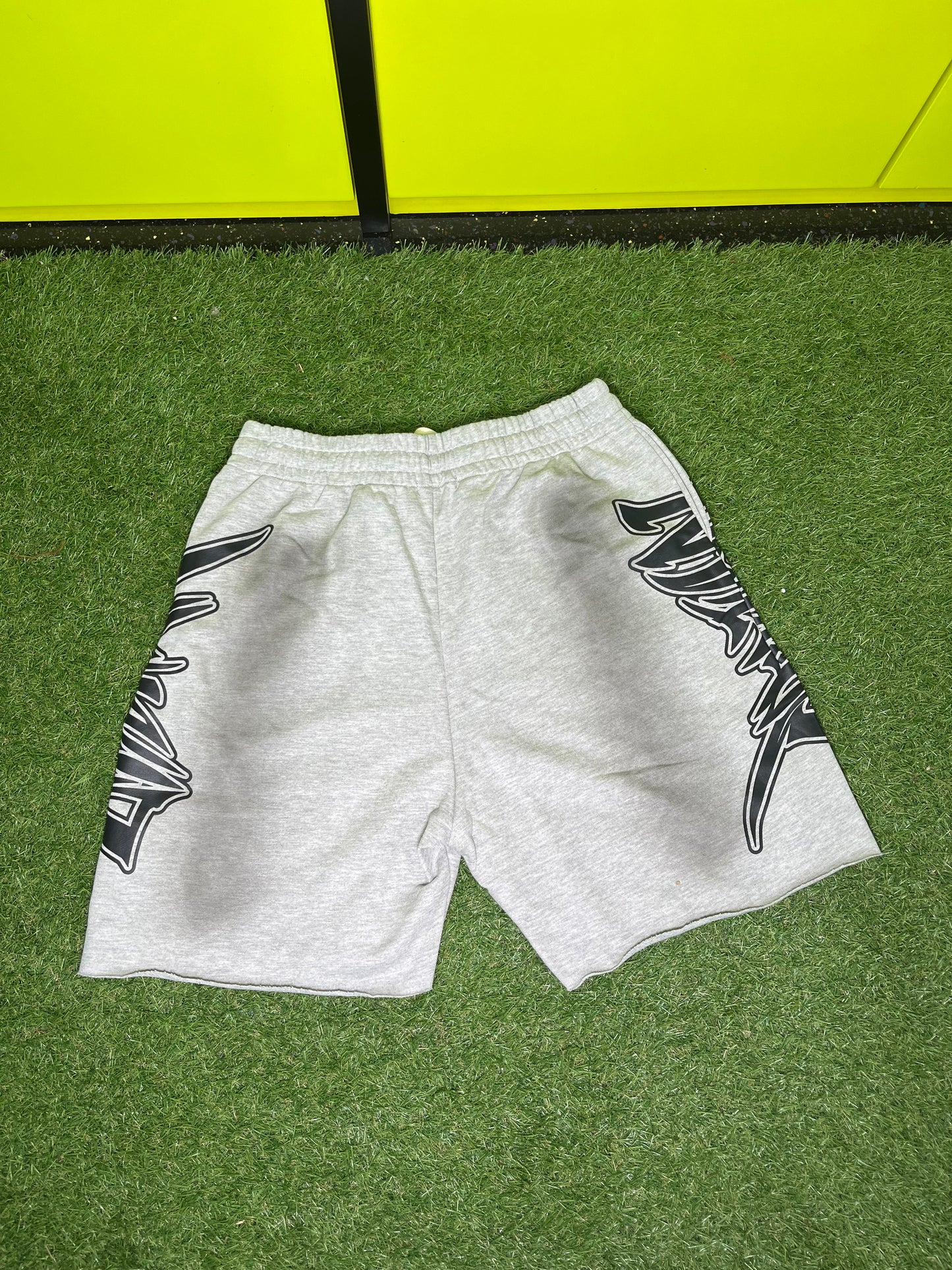 MIXED EMOTION GRAY DISTRESSED SHORTS (ON HAND)