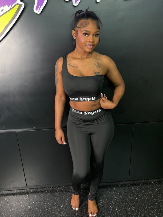 BLACK PA ON SHOULDER SPORTS BRA & PANTS SET (ON HAND)