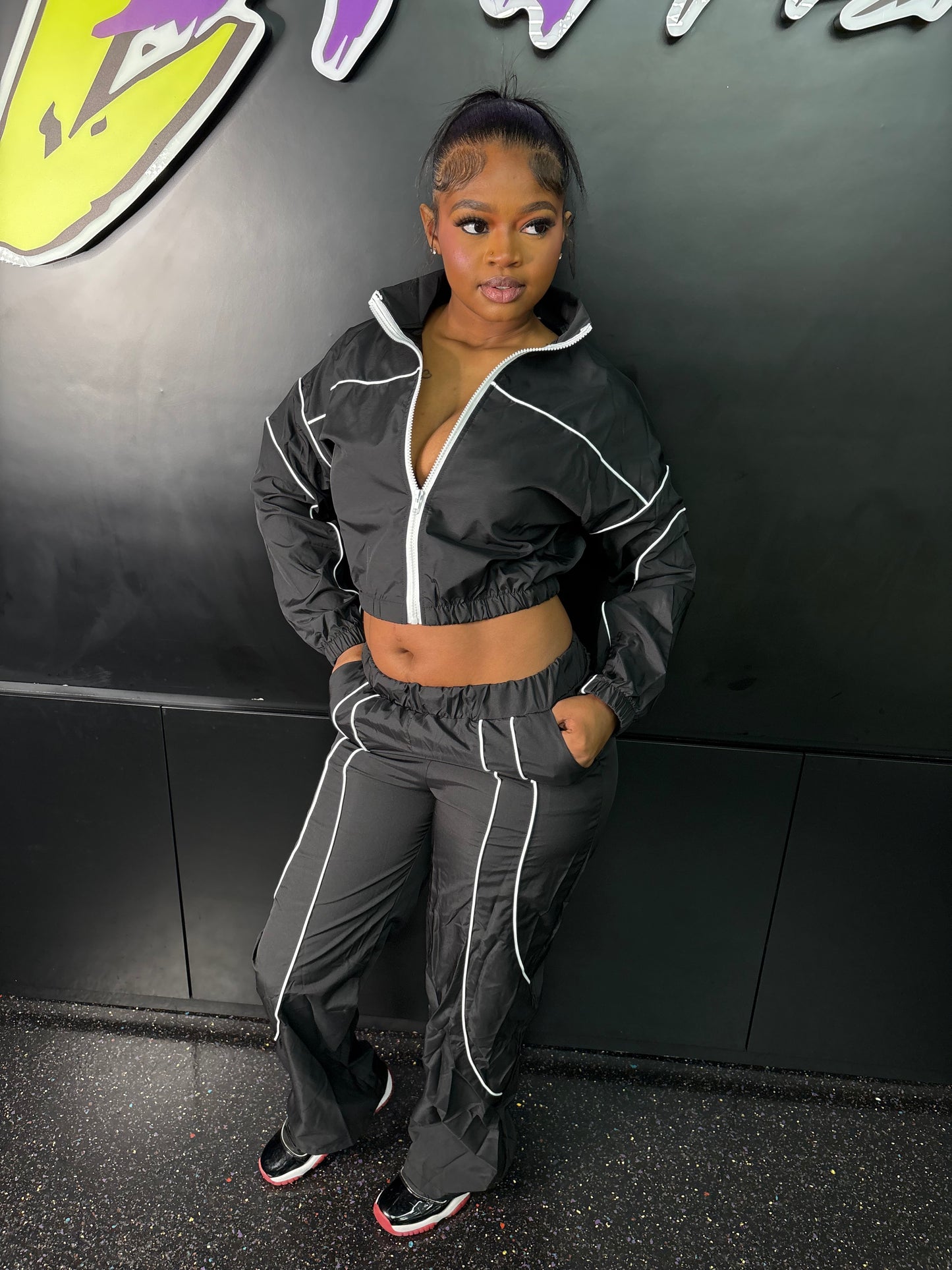 BLACK WITH WHITE STRIPE WINDBREAKER SET (ON HAND)