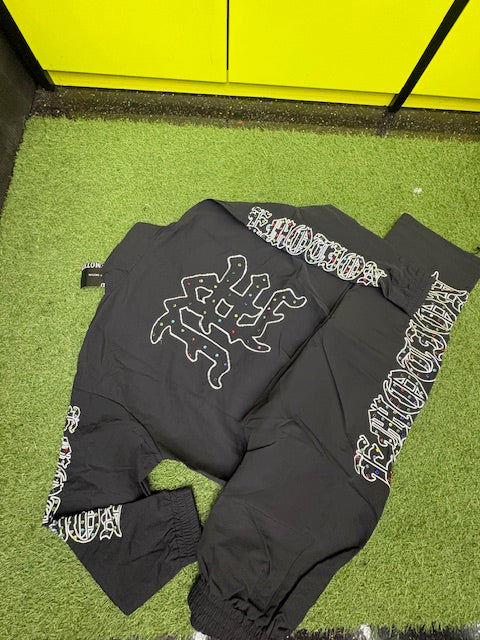 MIXED EMOTION PANTS SET (ON HAND)