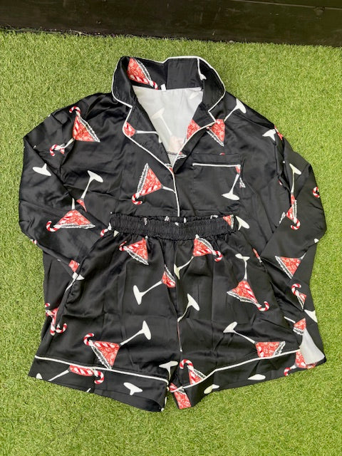 CHRISTMAS PAJAMAS - SHORT SET (ON HAND)