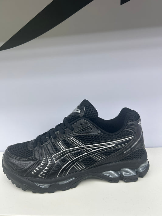 BLACK ASICS SNEAKERS (ON HAND)